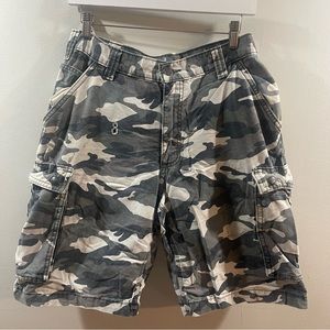 Carhartt gray camo cargo shorts